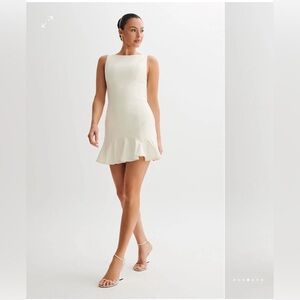 NWT Meshki white Leonora Dress w/ Ruffles - M
